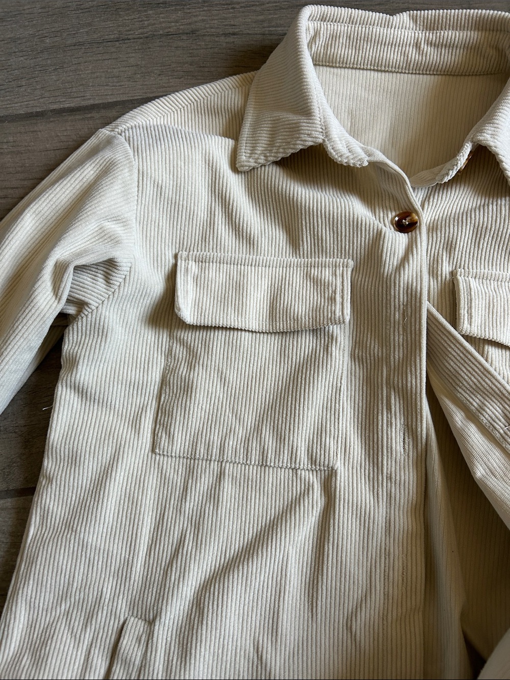 Light Cream Button-Up Jacket - Picture 3 of 5
